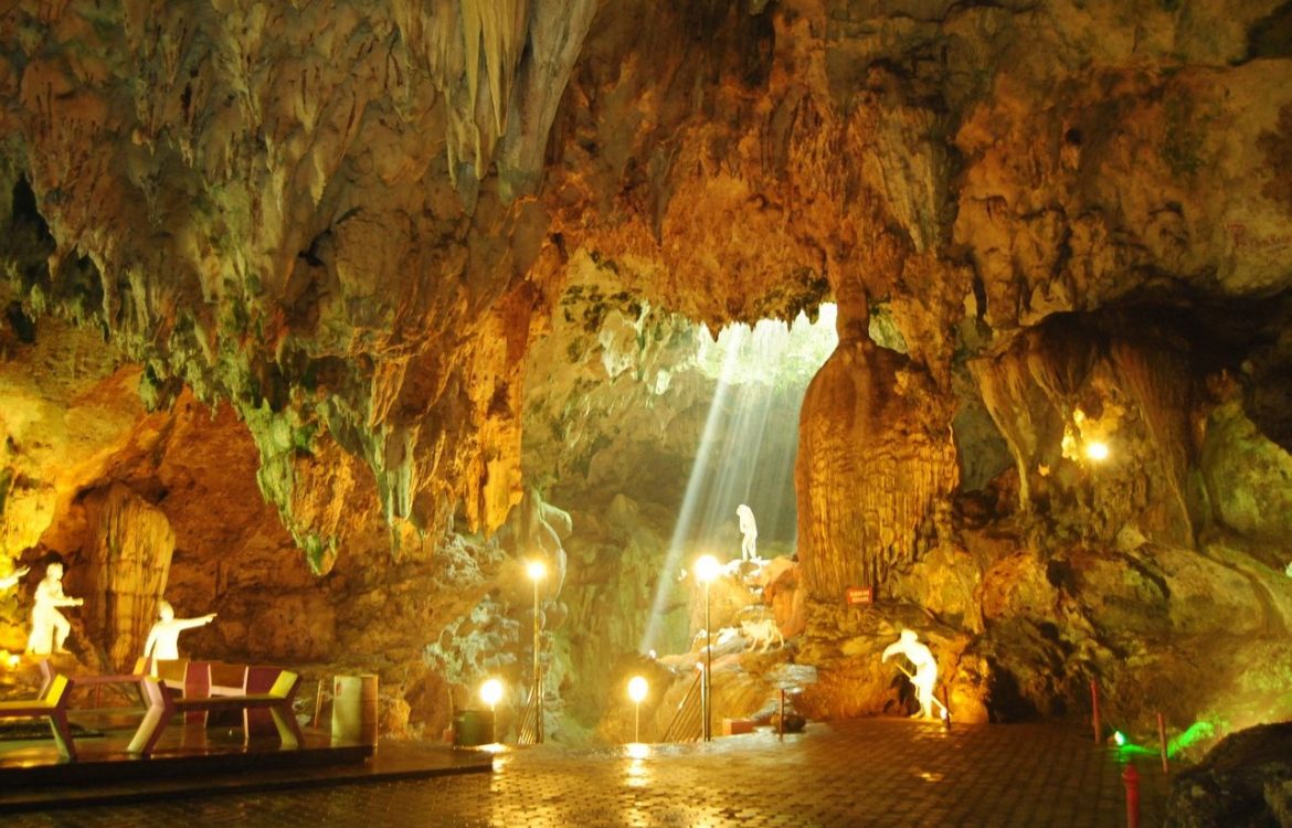 wisata goa di kebumen
