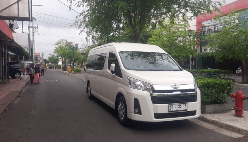 Liburan ke Ayanaz Gedong Songo dengan Hiace Semarang