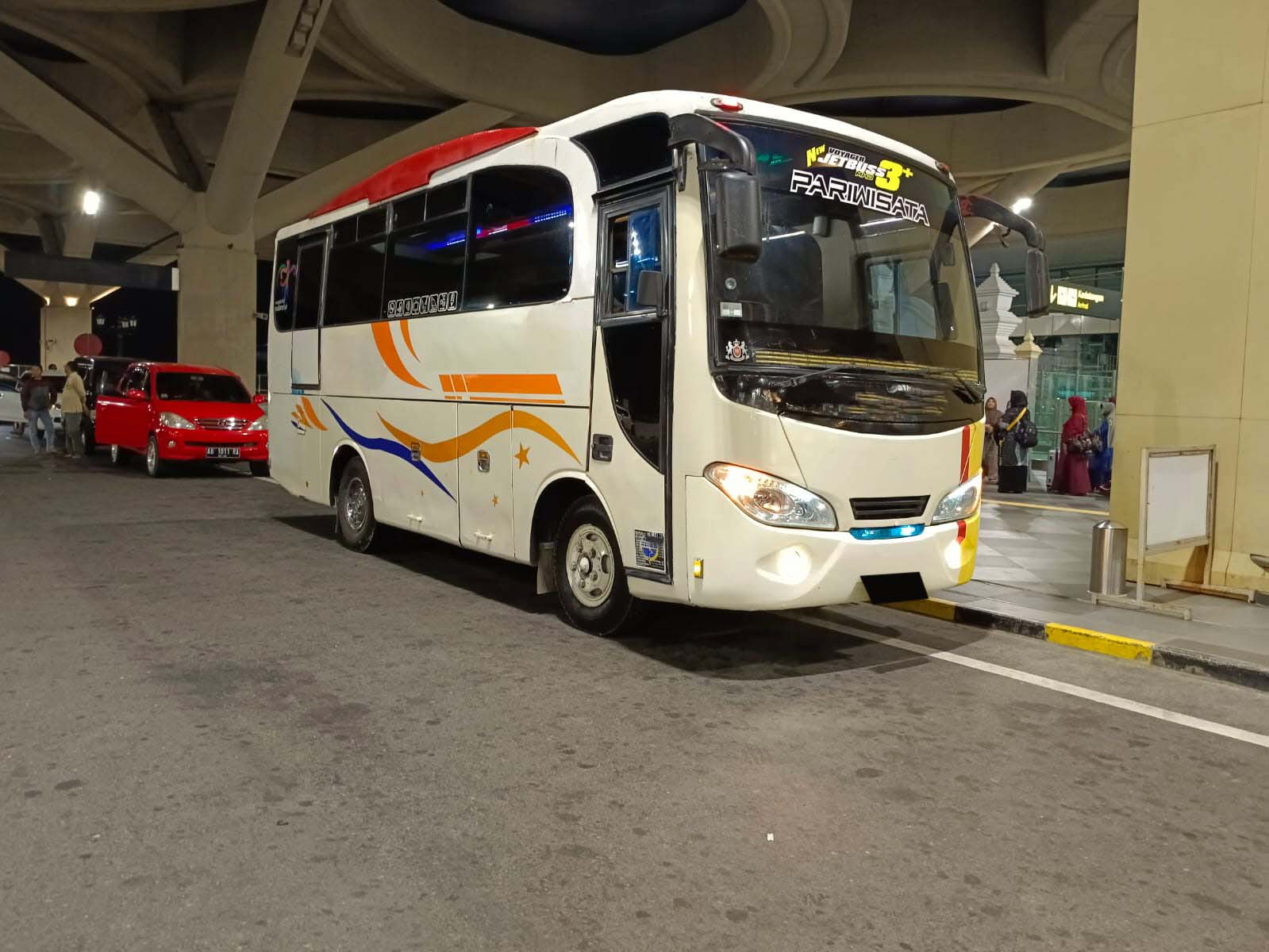 Bus Ekonomi Jogja