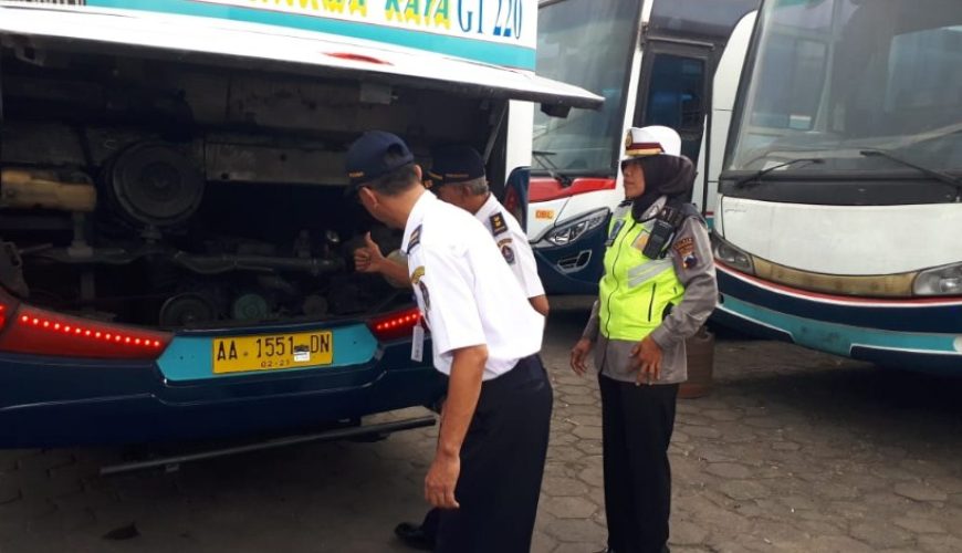 Cek Kelaikan Bus Sebelum Bepergian: Simak Cara Mudahnya