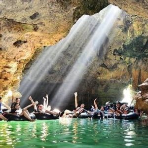 Wisata Gunung Kidul yang lagi hits merupakan sebuah destinasi wisata yang telah lama dikenal sebagai kawasan dengan keindahan alam