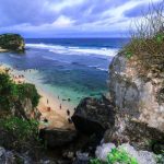 Pantai Indrayanti Jogja, destinasi wisata yang kini semakin mencuri perhatian, tak hanya di kalangan pelancong lokal, tetapi juga wisatawan