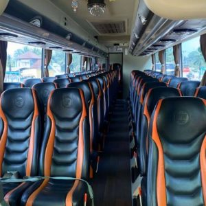 Cerdas dalam memilih bus pariwisata untuk melakukan perjalanan panjang memang membutuhkan ketelitian dan pertimbangan yang matang.