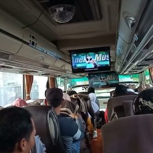 Menggunakan layanan sewa bus pariwisata di Dalang Wisata untuk perjalanan keluarga besar adalah pilihan yang bijak dan praktis. Selain memberikan kenyamanan